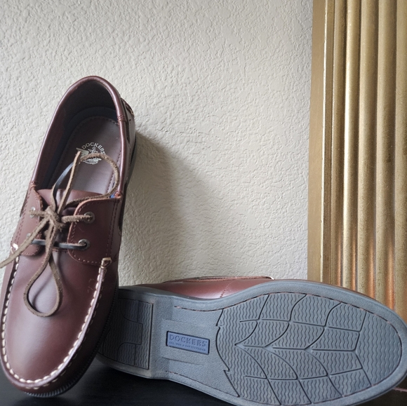 Dockers Castaway Boat Shoes 9.5 Raisin Leather - Picture 4 of 6